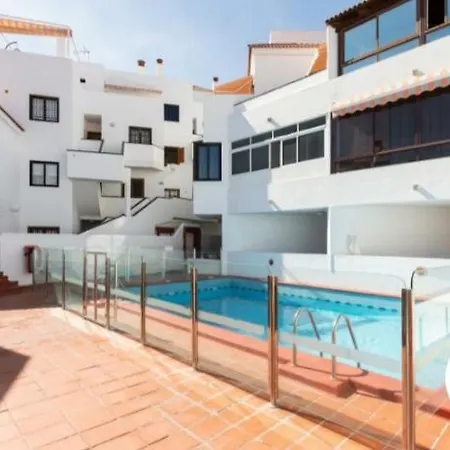 Terrace 607 Los Cristianos. * Los Cristianos (Tenerife)